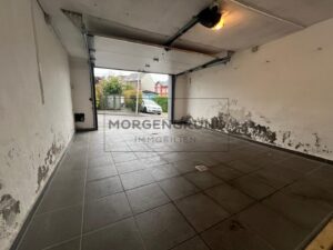 Garage.